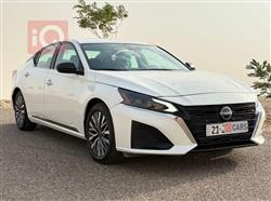 نيسان ألتيما